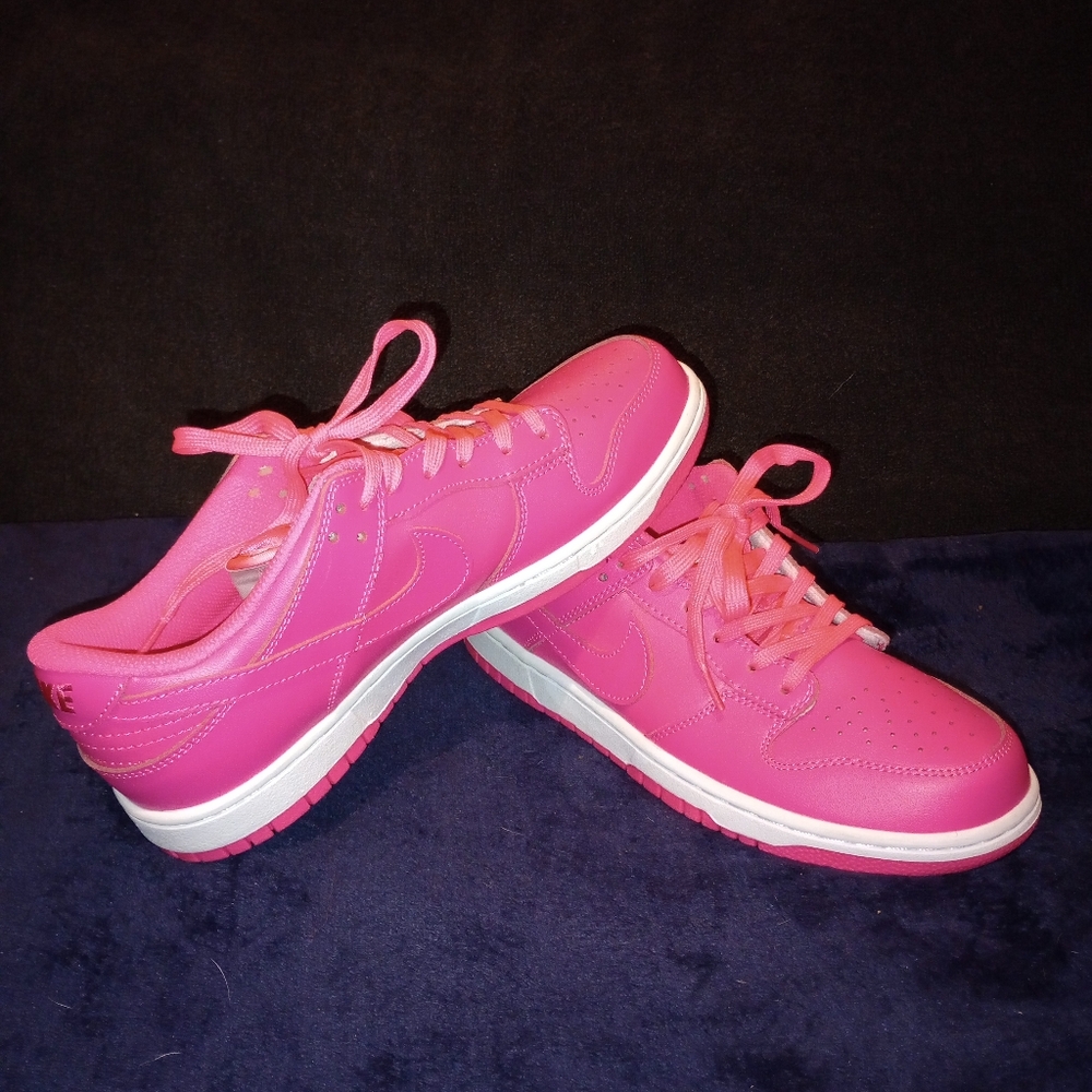 New Nike Dunk Low Hyper Pink Womens size 8 - Picture 9 of 12
